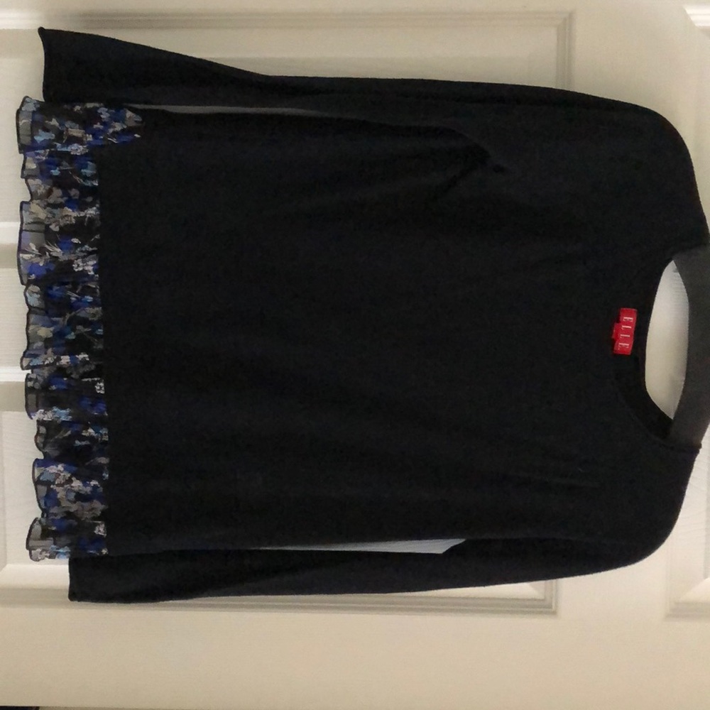 Lightweight long sleeve sweater